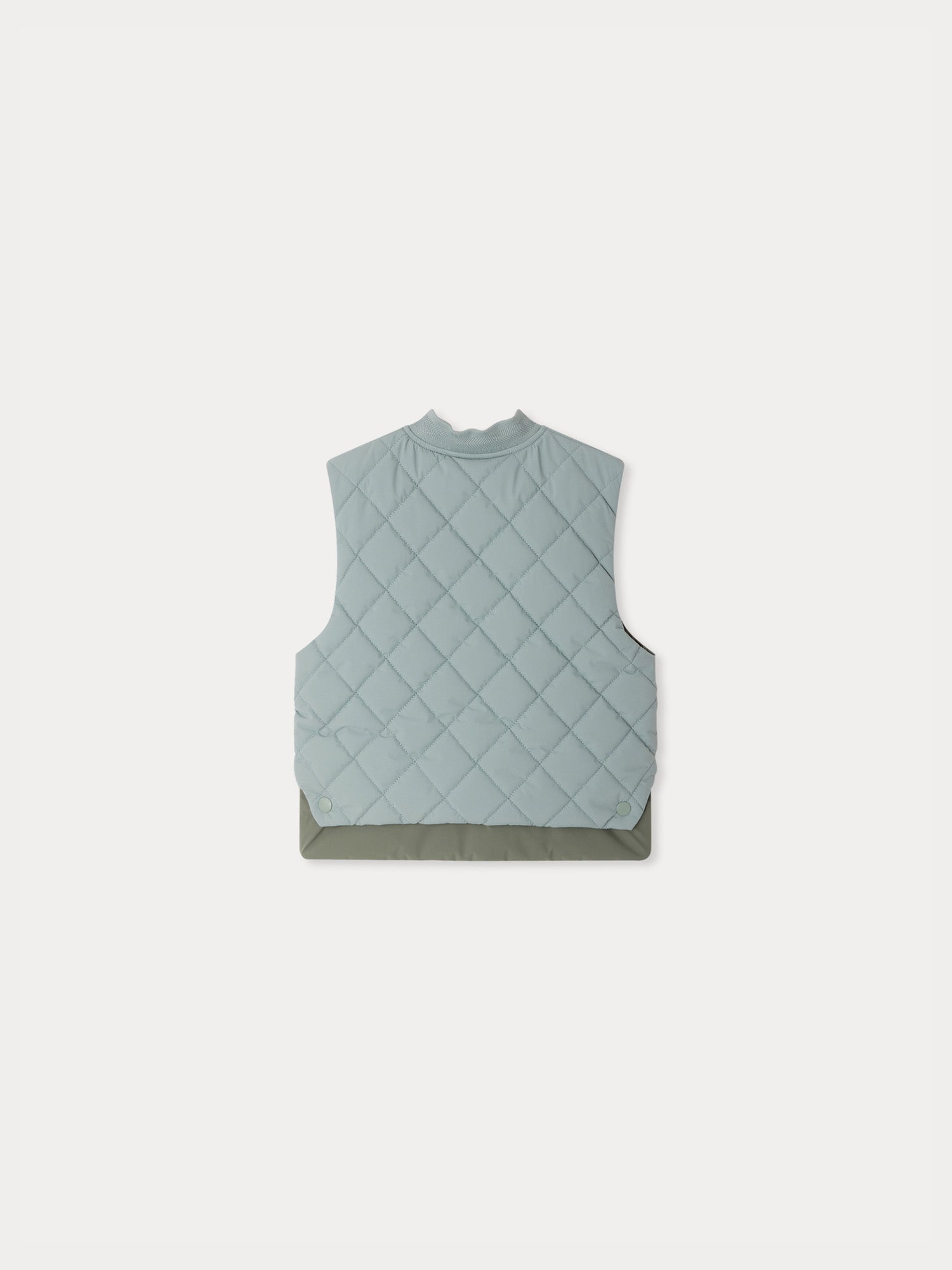 water-repellent quilted vest