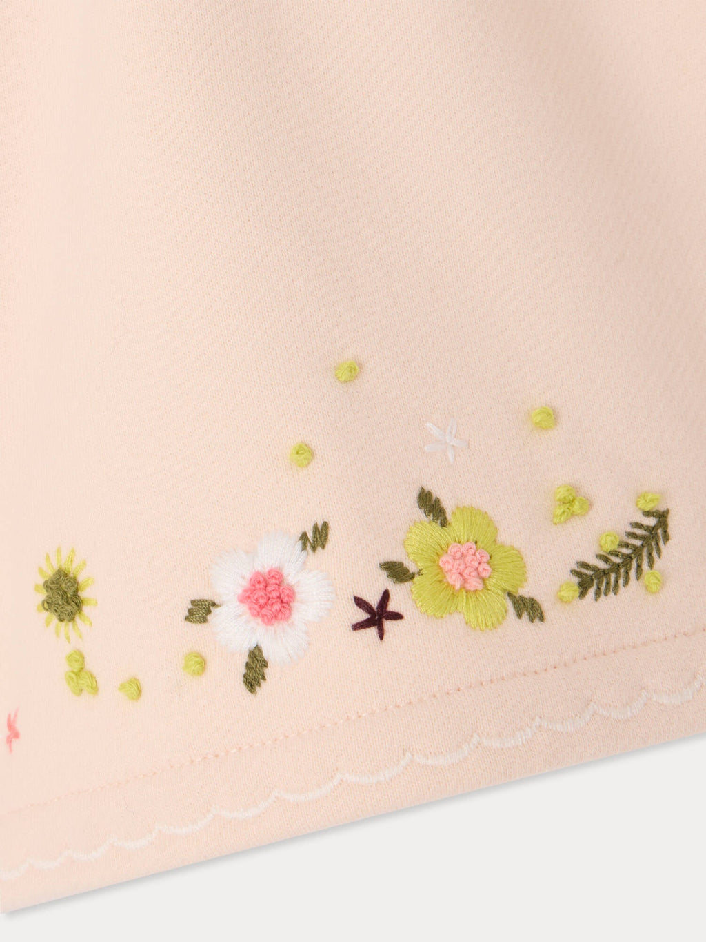 Shorts en molleton fleuri brodé main en coton biologique