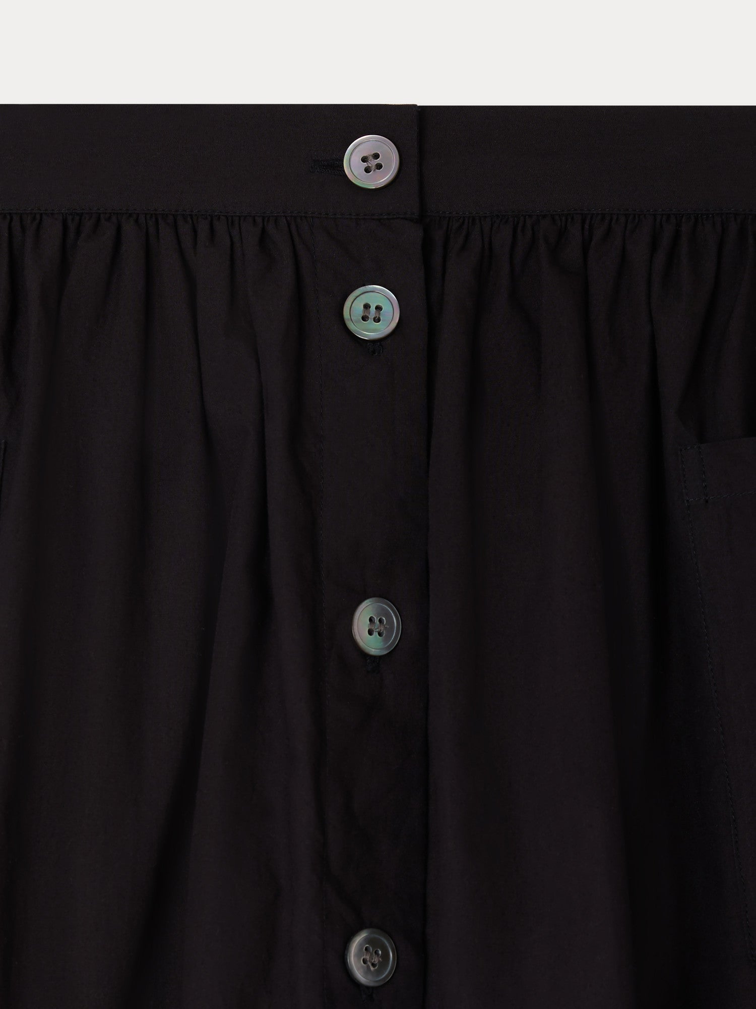 skirt hand-embroidered in organic cotton poplin